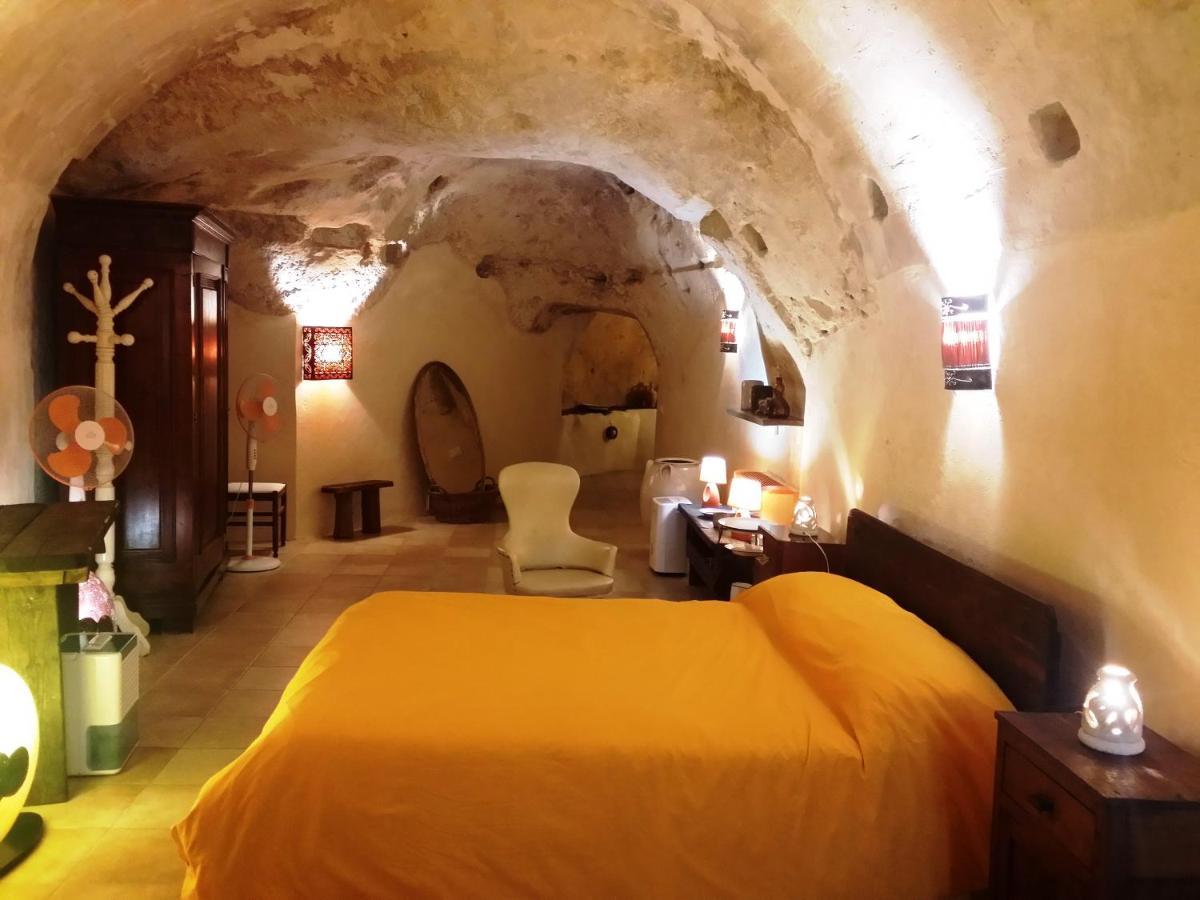 Matera In Medio Villa Eksteriør billede