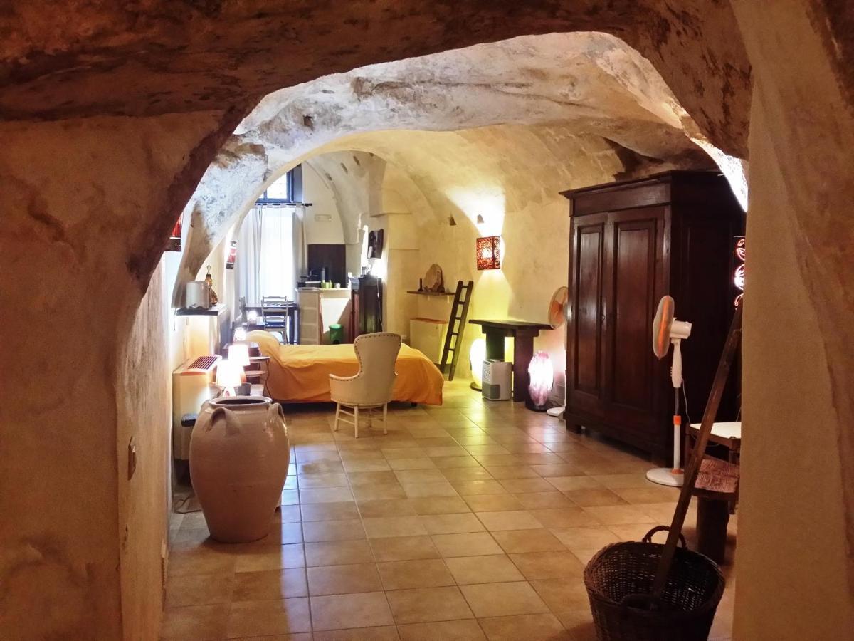 Matera In Medio Villa Eksteriør billede