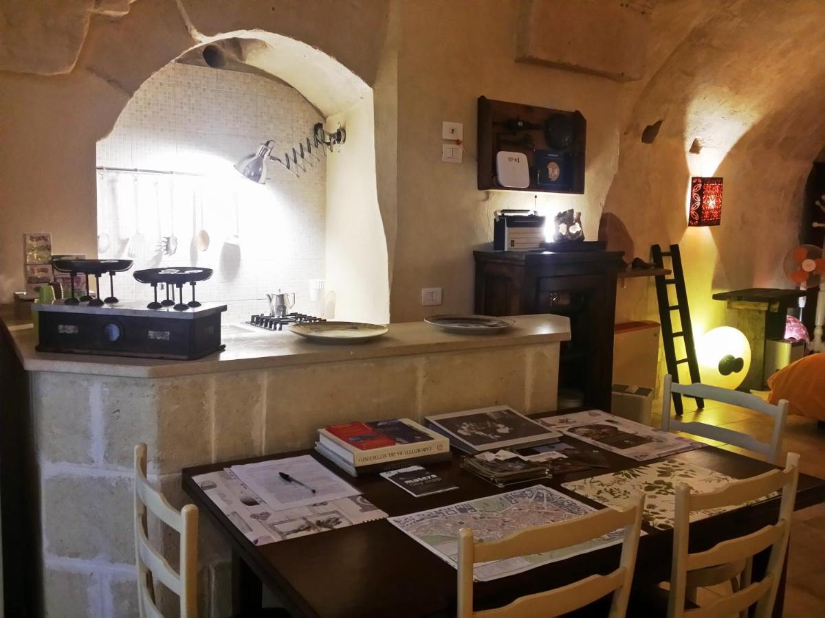 Matera In Medio Villa Eksteriør billede